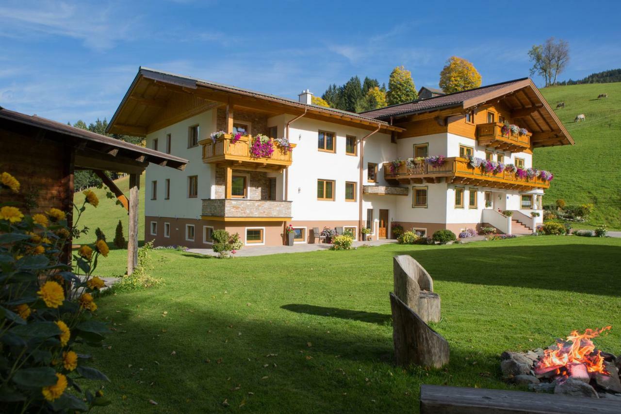 Lochgrubgut Apartment Altenmarkt im Pongau Bagian luar foto